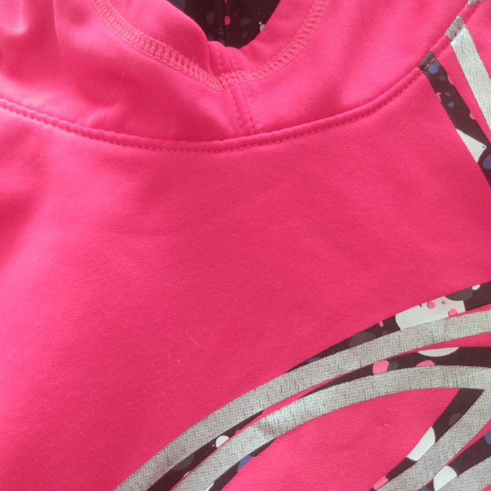 UA hoodie - Picture 2 of 3
